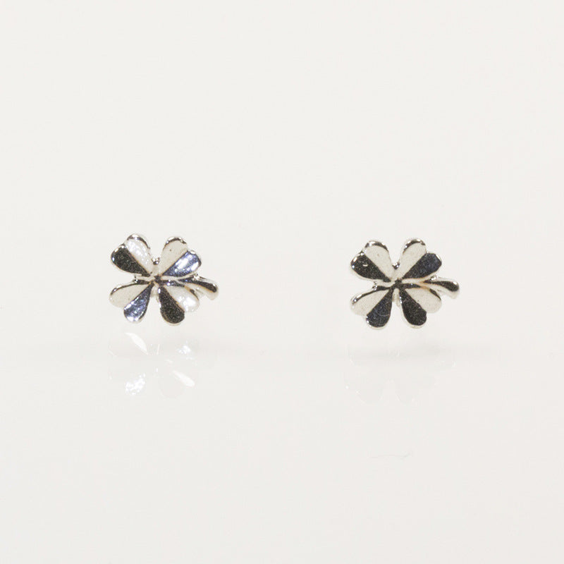 Small Four Leaf Clover Stud Earings