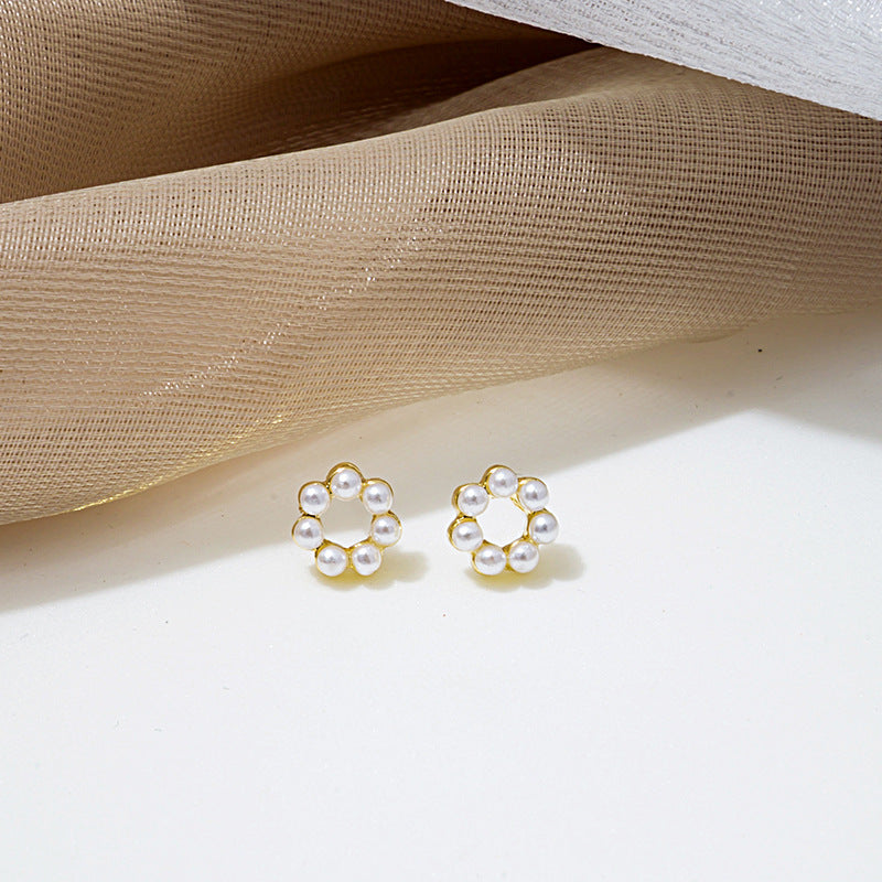 Imitate Pearl Flower Earrings