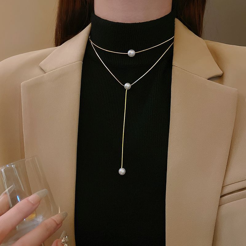 Double Layers Simple Clavicle Necklace
