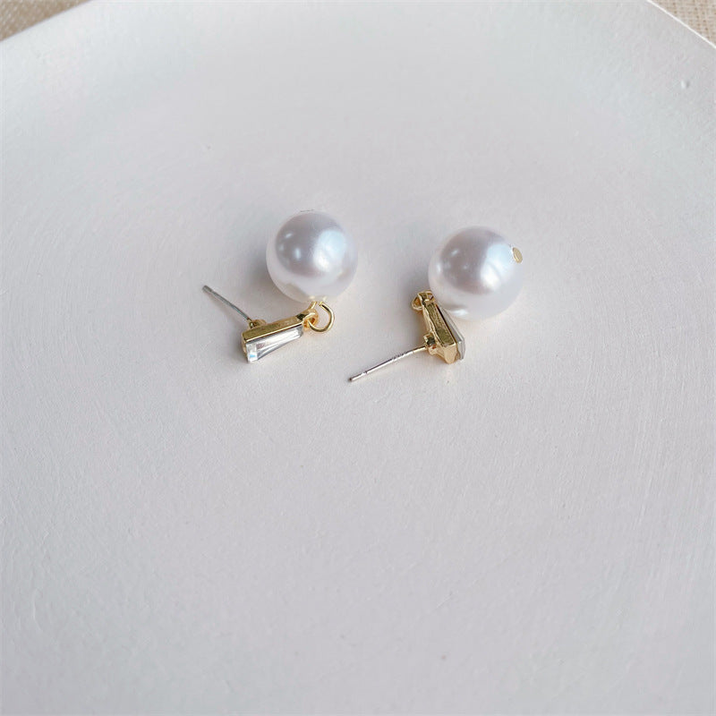 Simple Stone Pearl Earring