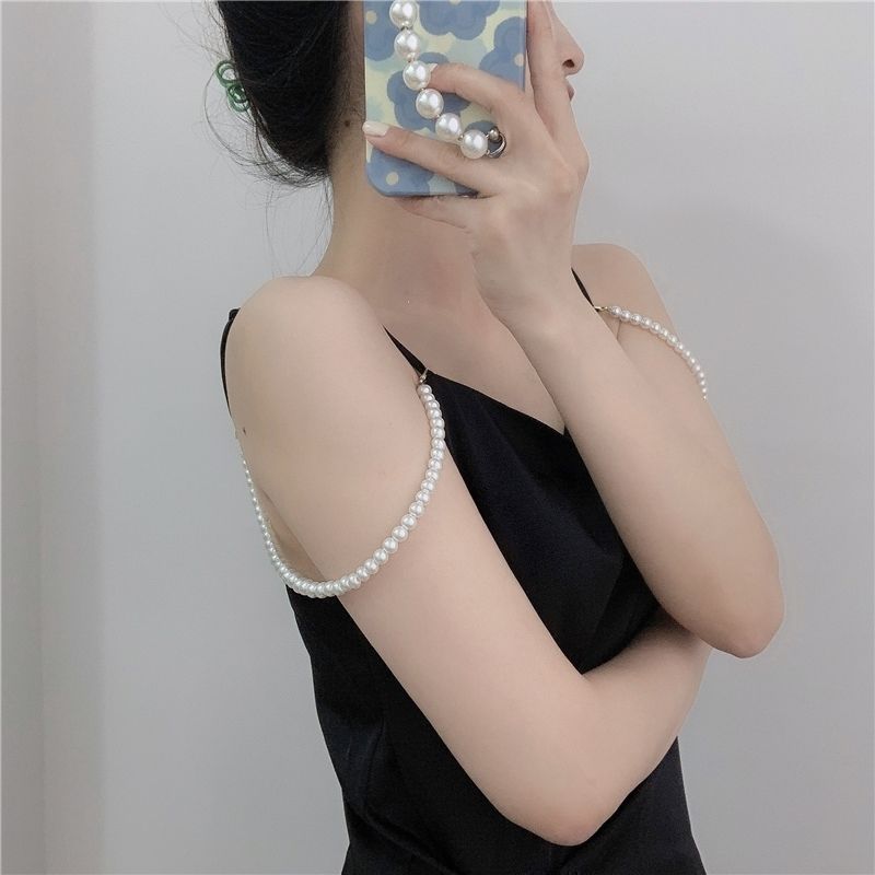Shoulder Pearl Chain