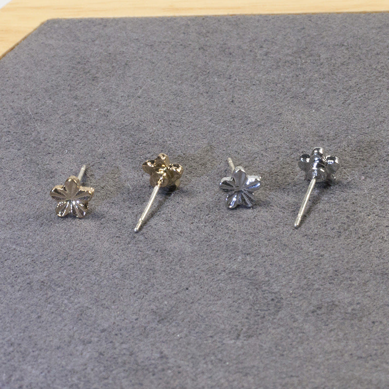 MIni Flower Stud Earring