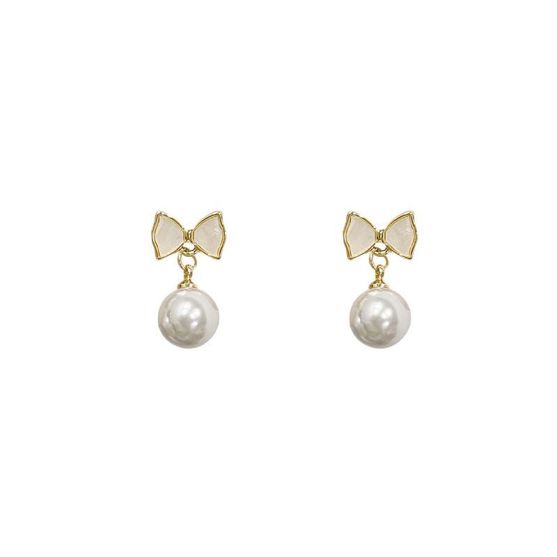 Sweet Graceful Bow Pearl Stud Earrings