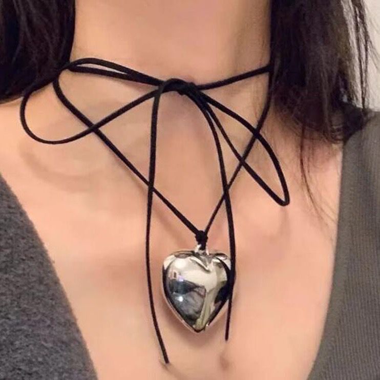 Elegant Goth Black Wax Line Love Heart Pendant Necklace