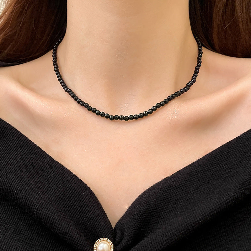 Retro Black Pearl Necklace