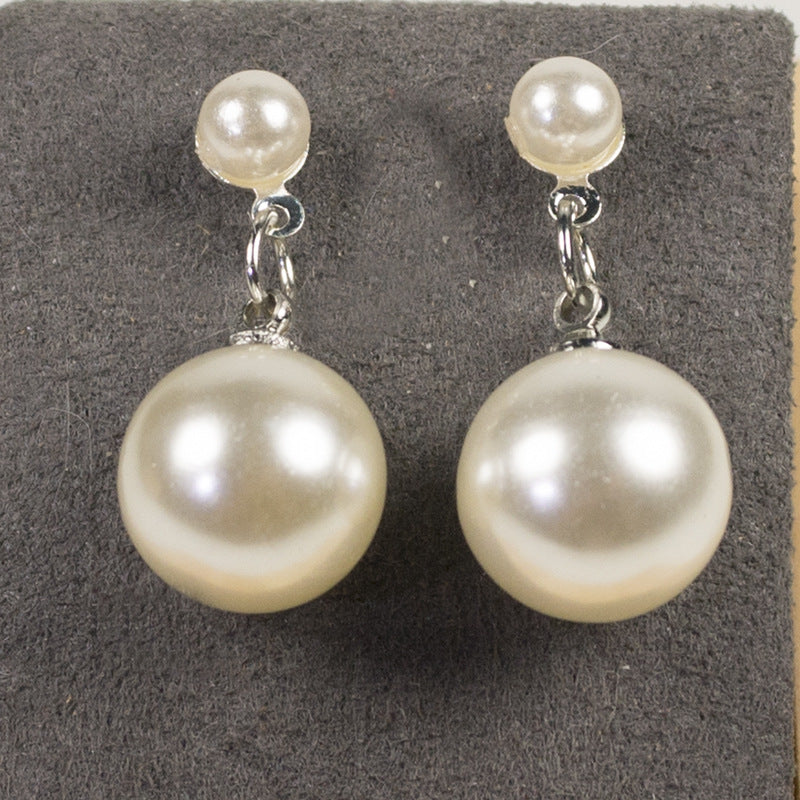 Bubble Pearls Drop Earrings