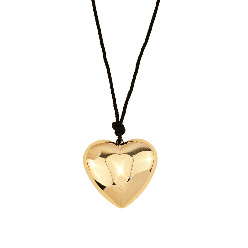 Chunky Heart Choker Necklace