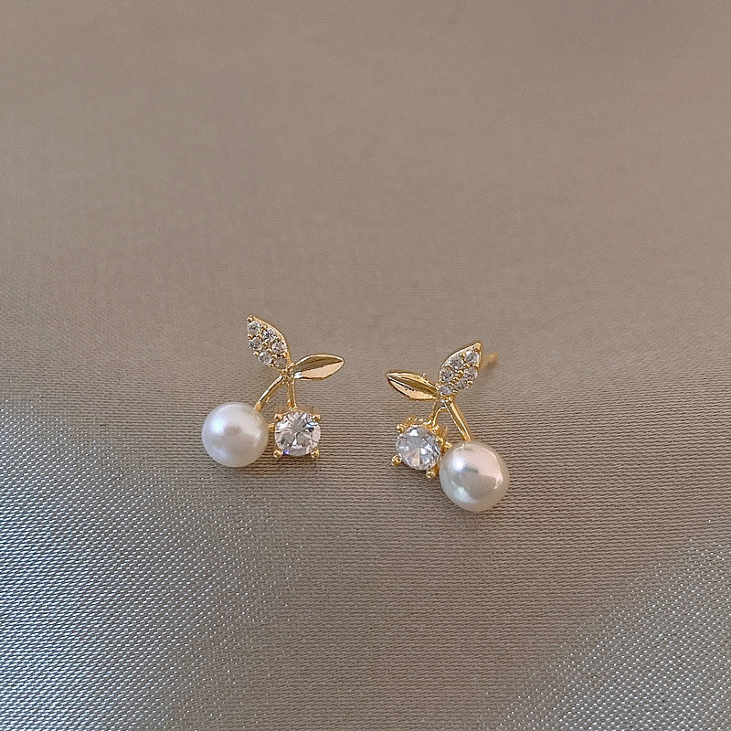 Small Cherry Pearl Earrings
