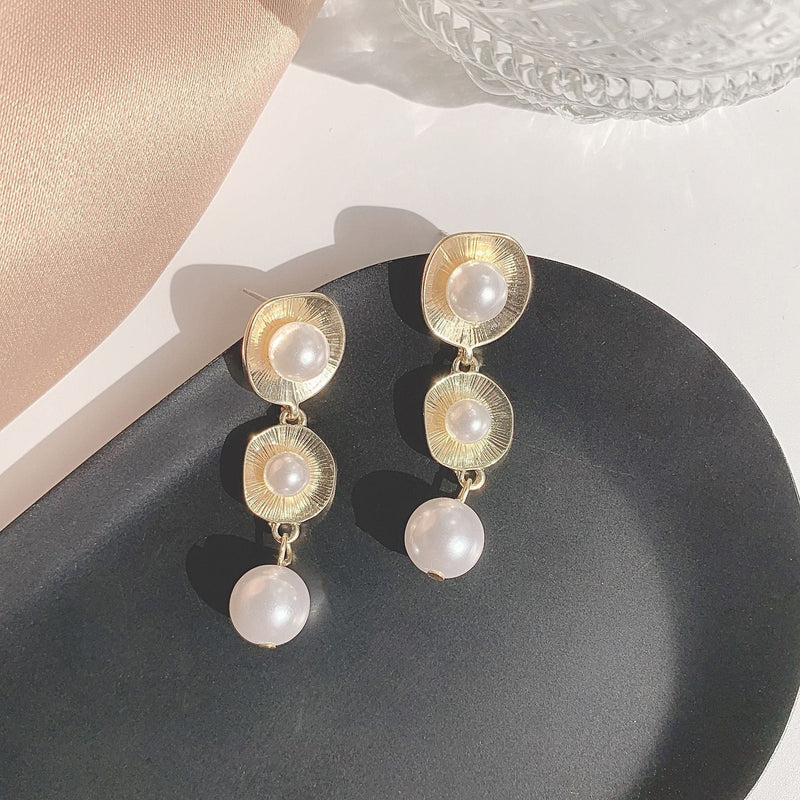 Vintage Pearl Water Drop Stud Earrings