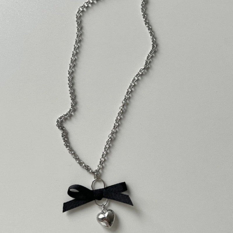 Black Velvet Bowknot Choker Necklaces