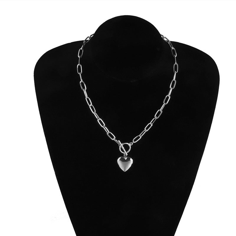 Heart Shape Pendant Chunky Chain Necklace