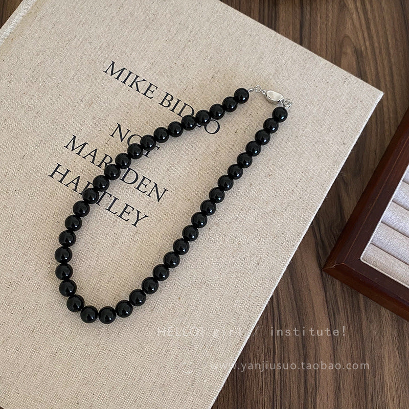 Retro Black Glass Pearl Necklace