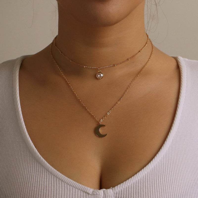 Moon Pearl Pendant Necklaces