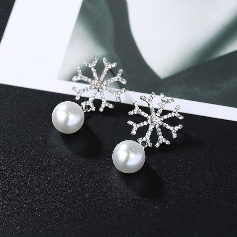 Rhinestone Snowflake White Pearl Earrings