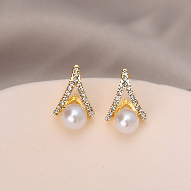 White Imitation Pearl Crystal Rhinestone Stud Earrings