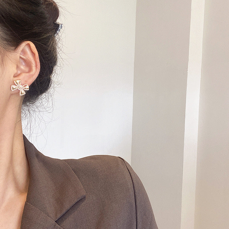 Pearl Bowknot Stud Earrings