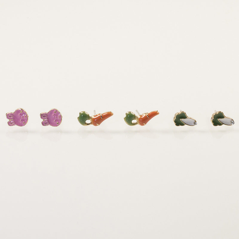Cute bunny carrot stud earrings set