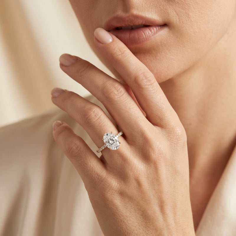 Lab Grown 2 Carat Diamond Oval Engagement Ring with IGI Certificate