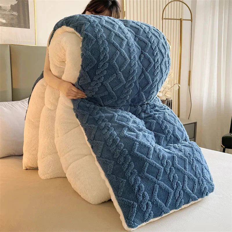 Double-Sided Velvet Thickened Blanket – Warm Lamb Fleece Quilt Core