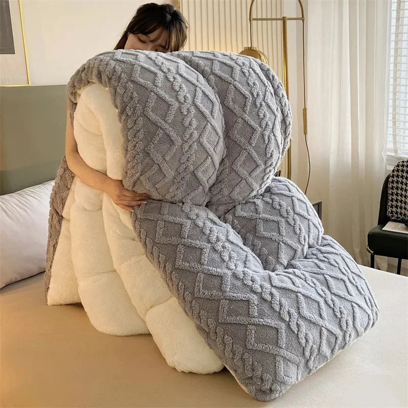 Double-Sided Velvet Thickened Blanket – Warm Lamb Fleece Quilt Core