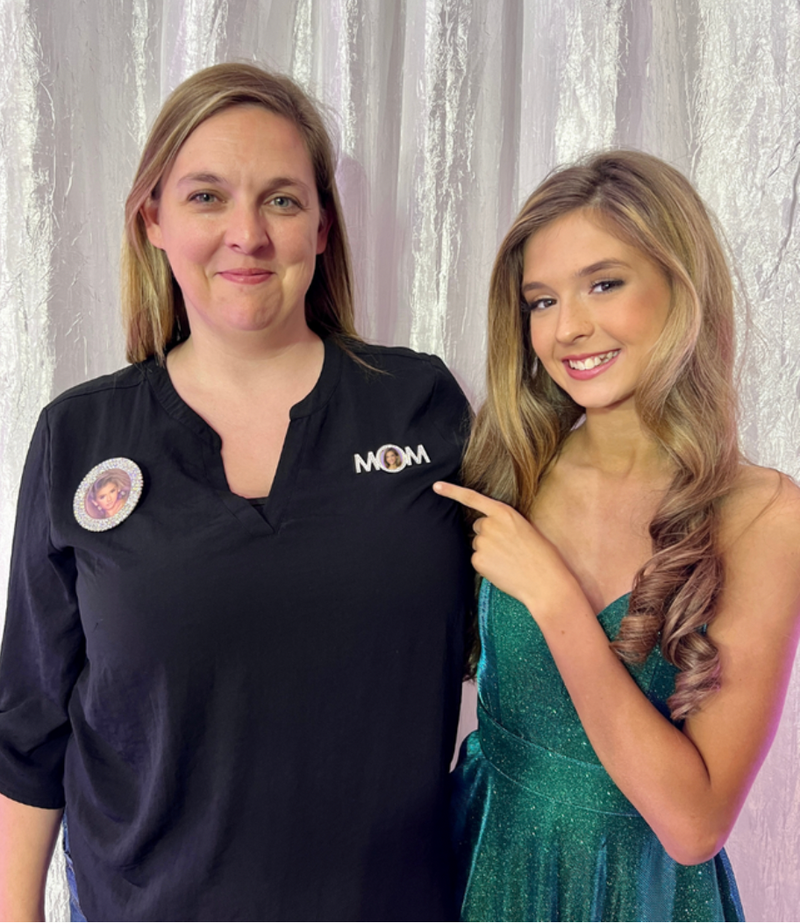 Mom Custom | Magnetic Brooch Pin