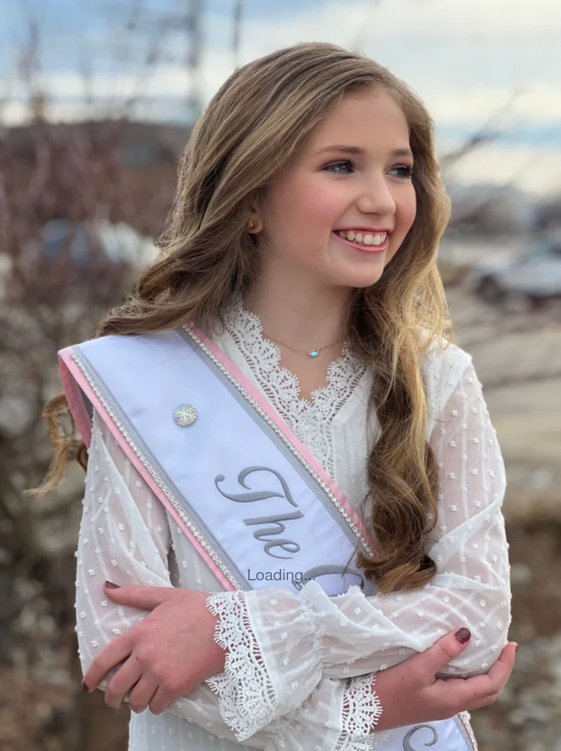 AB Celestial Snowflake | Magnetic Brooch Pin