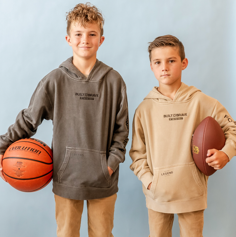 BUILT BRAVE HOODIE - Embroidered/Printed Youth Pigment