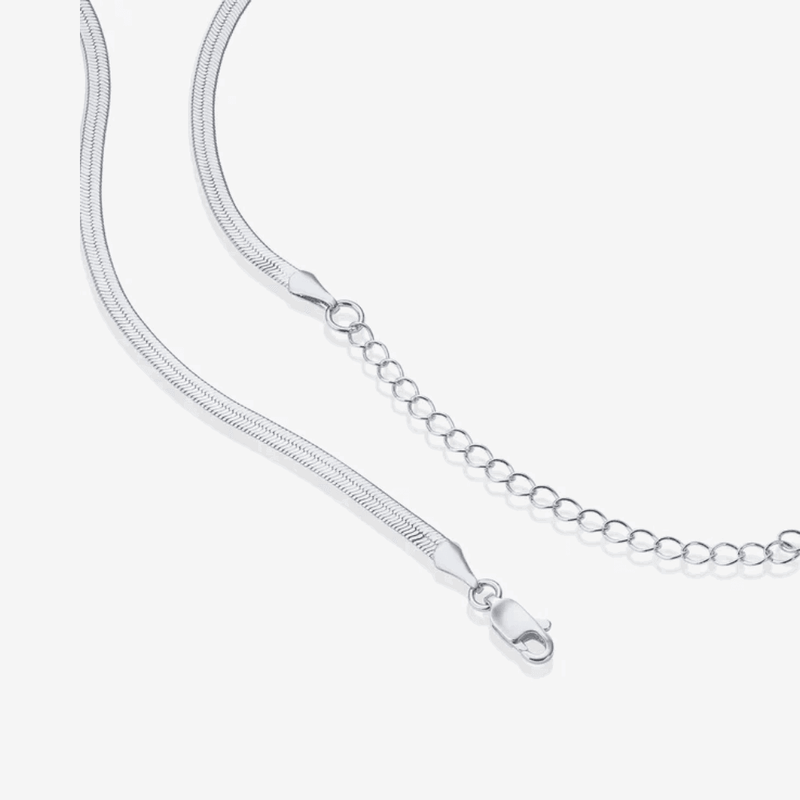 Sleek Snake Chain Necklace – Timeless Elegance & Versatility
