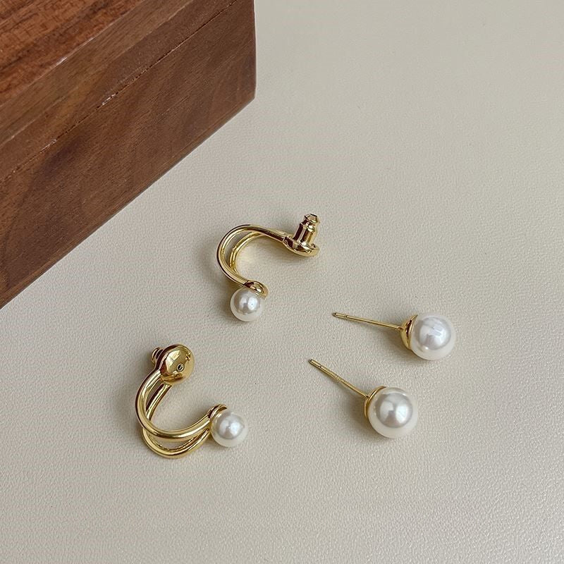 Irregular Pearls Post Earring