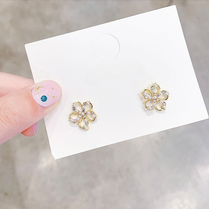 Fashion Crystal Flower Stud Earrings