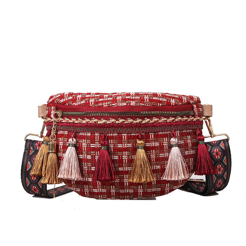Casual Travel Tassel Woven Shoulder Bag