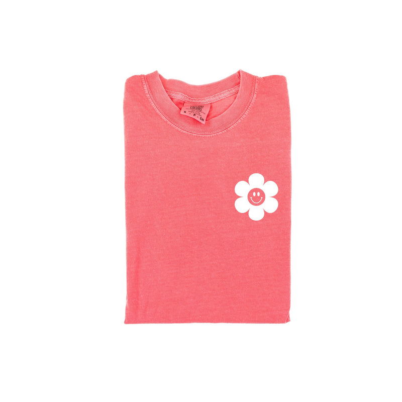 Melting Motherhood - You're Doing Great, Mama - (w/ Simple Flower Smiley) - Comfort Colors Tee