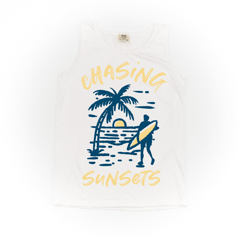 Chasing Sunsets - Comfort Colors TANK