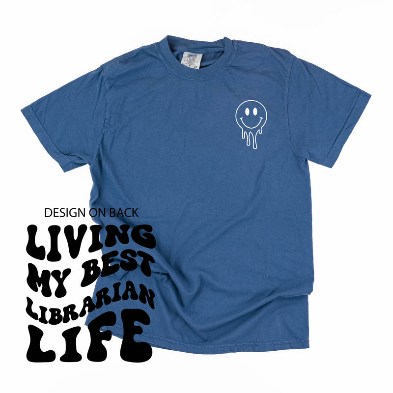 Living My Best Librarian Life - Melty Smiley (pf & b) - Comfort Colors Tee