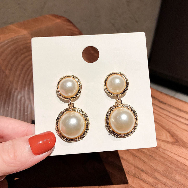 Round Pearl Pendant Earrings