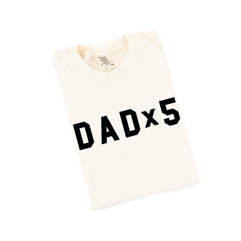 DAD x (Child Number) - Comfort Colors Tee