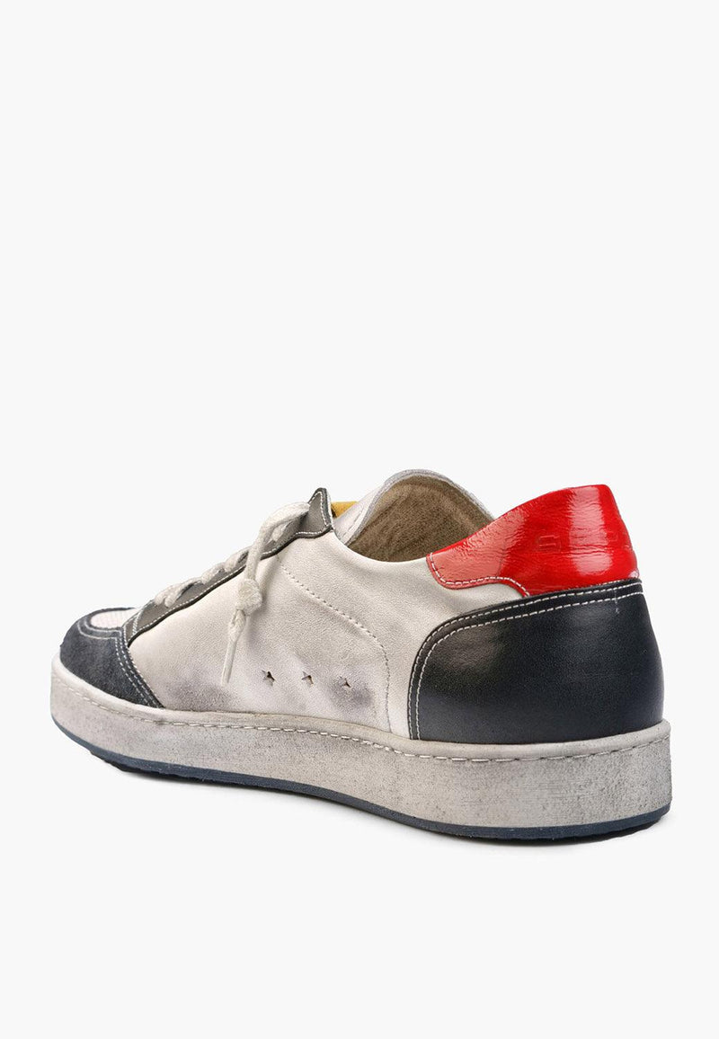 Estrella Sneaker White Blue