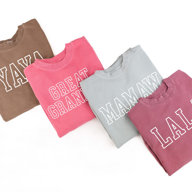 Embroidered PIGMENT Crewneck - OUTLINE NAME