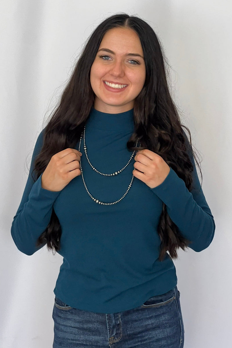 Graduated Sterling pearl necklace - 22 inch