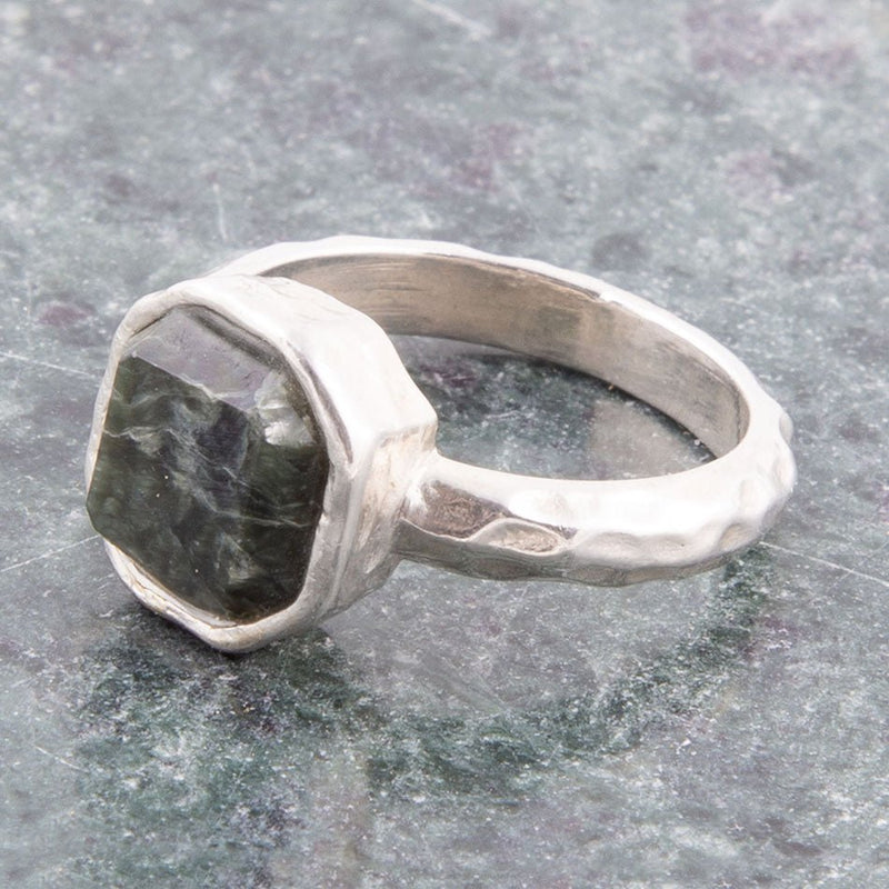 Hammered Green Seraphinite Sterling Silver Ring