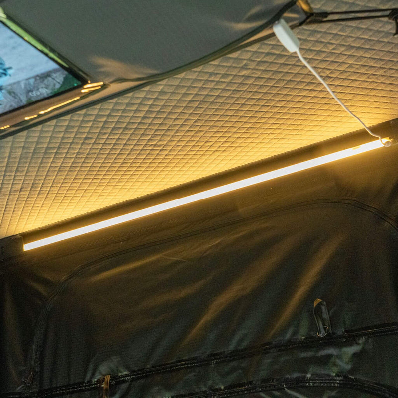 Heavy-Duty 2-3 Person Hardshell Rooftop Tent With Ladder (SAK93120)