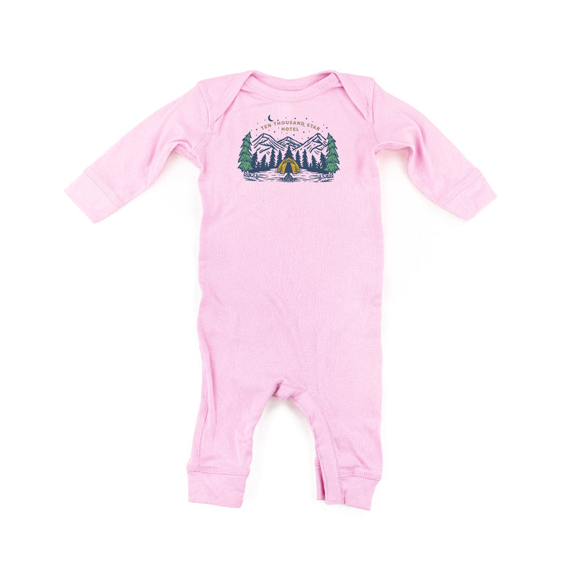 Ten Thousand Star Hotel - Baby Sleeper