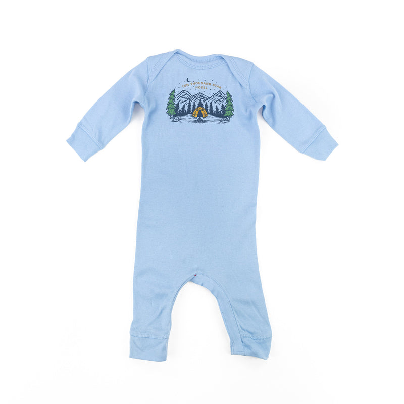 Ten Thousand Star Hotel - Baby Sleeper