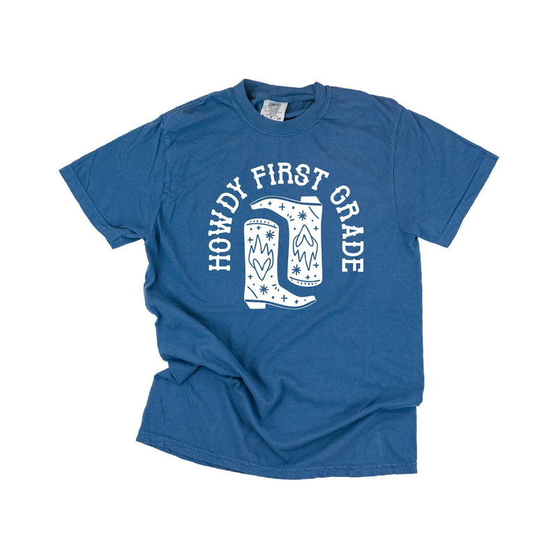 Howdy (Choose Your Grade) - Comfort Colors Tee