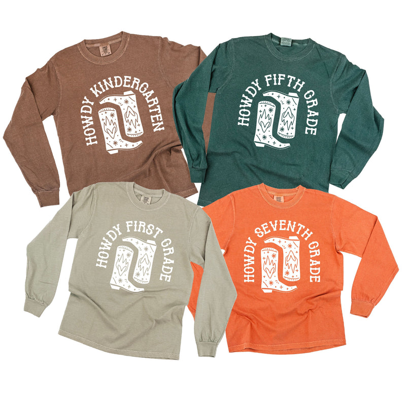 Howdy (Choose Your Grade) - Long Sleeve Comfort Colors Tee