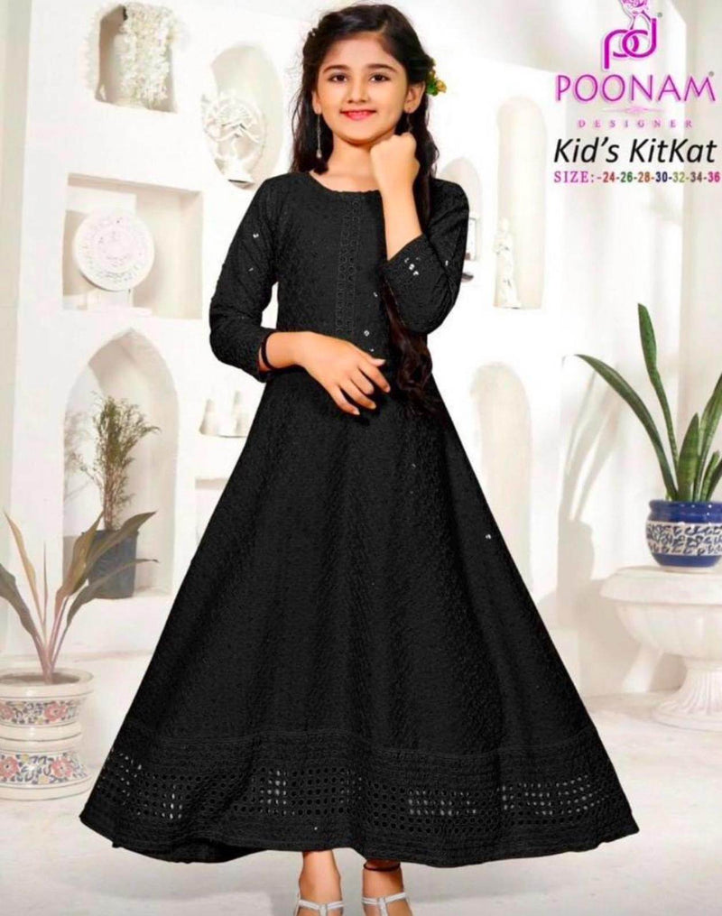 Chikankari Kurti for young girls