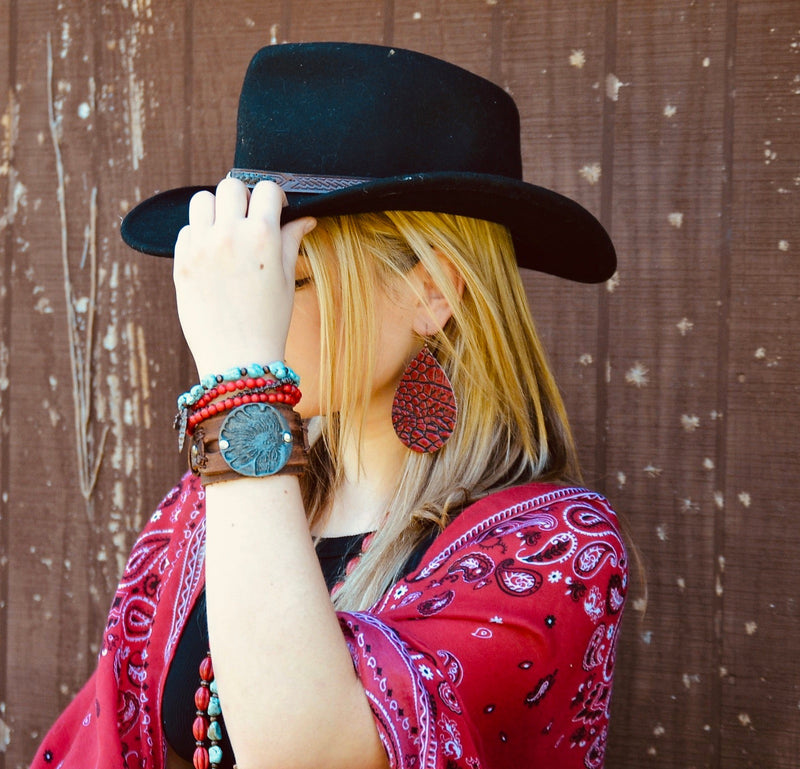 **Molten Metal Leather INDIAN HEADDRESS Cuff Bracelet 069K