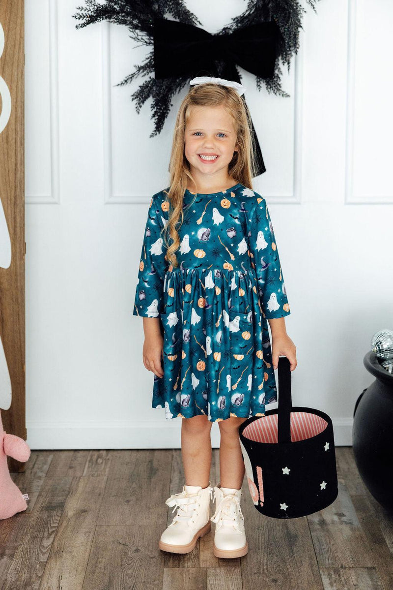 Happy Haunting 3/4 Sleeve Pocket Twirl Dress