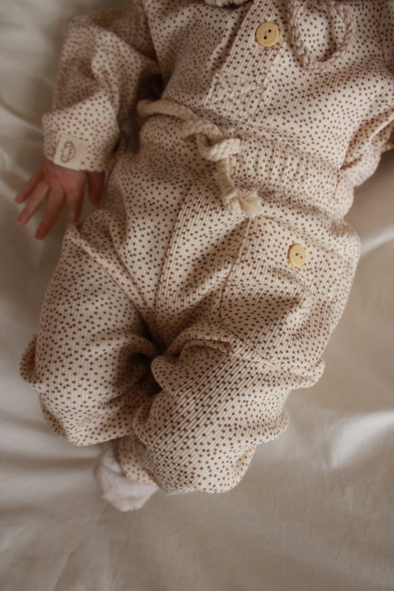 Beige Speckled 2 Piece Set
