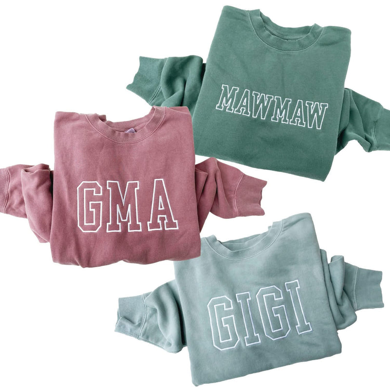 Embroidered PIGMENT Crewneck - OUTLINE NAME